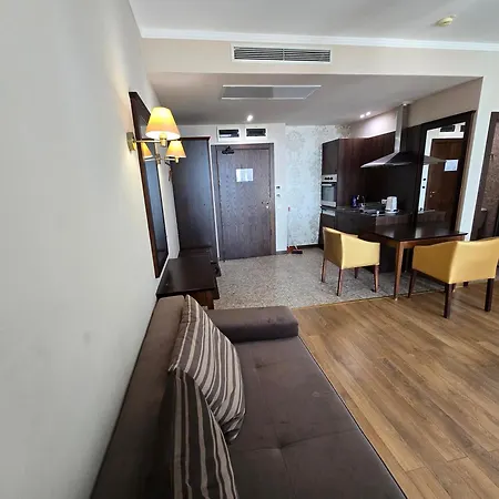 Royal Private ساني بيتش