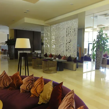 Royal Private ساني بيتش