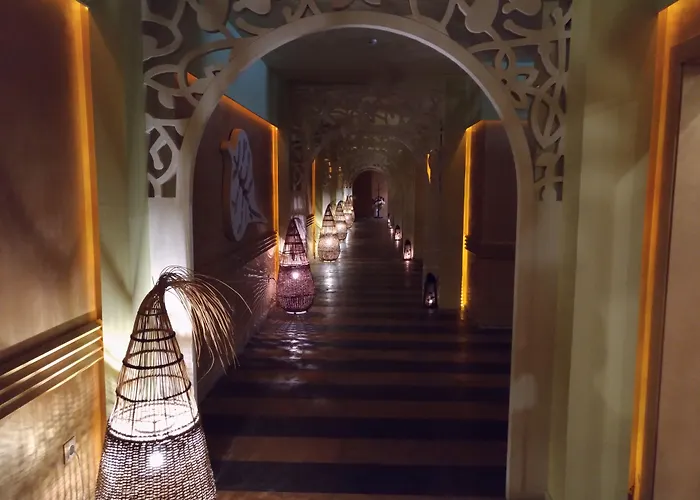 Royal Private アパート *